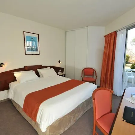 Western Sourcéo Hotel 3*