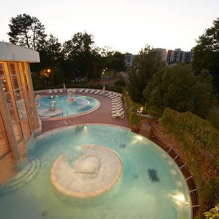 Western Sourceo Szálloda 3*