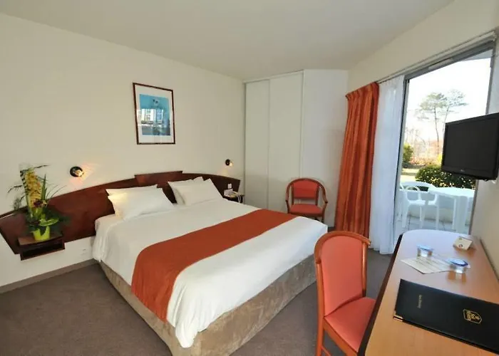 Western Sourcéo Hotel 3*