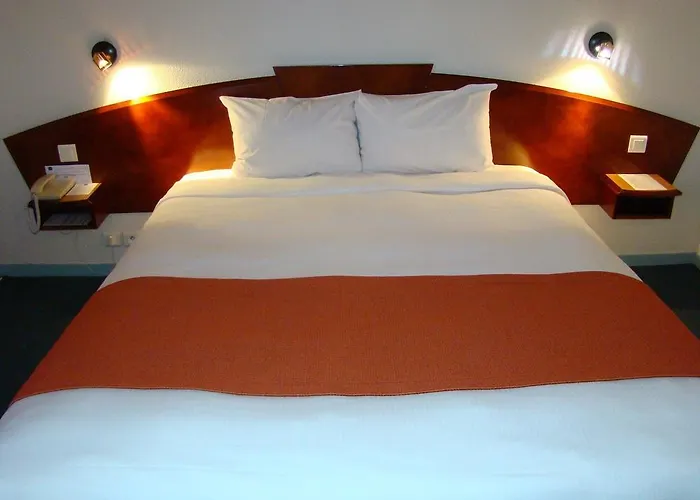 Western Sourcéo Hotel 3*